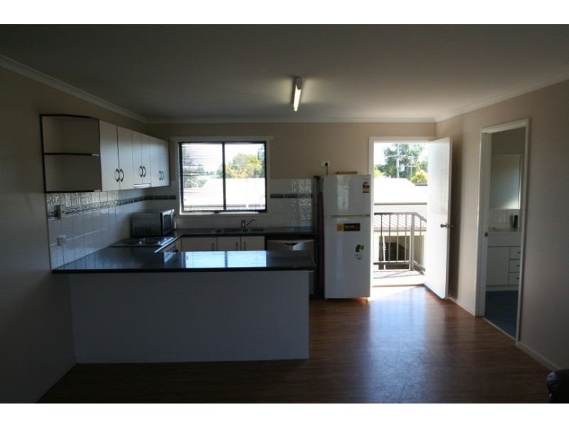 95 Harris Street, Emerald QLD 4720