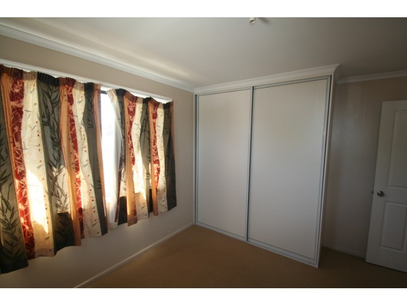 95 Harris Street, Emerald QLD 4720