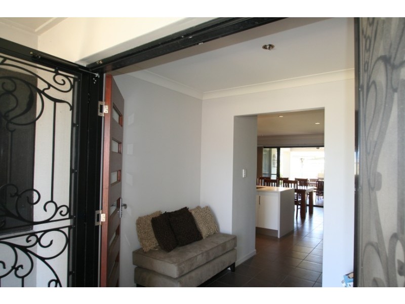 21 Glovar Street, Emerald QLD 4720