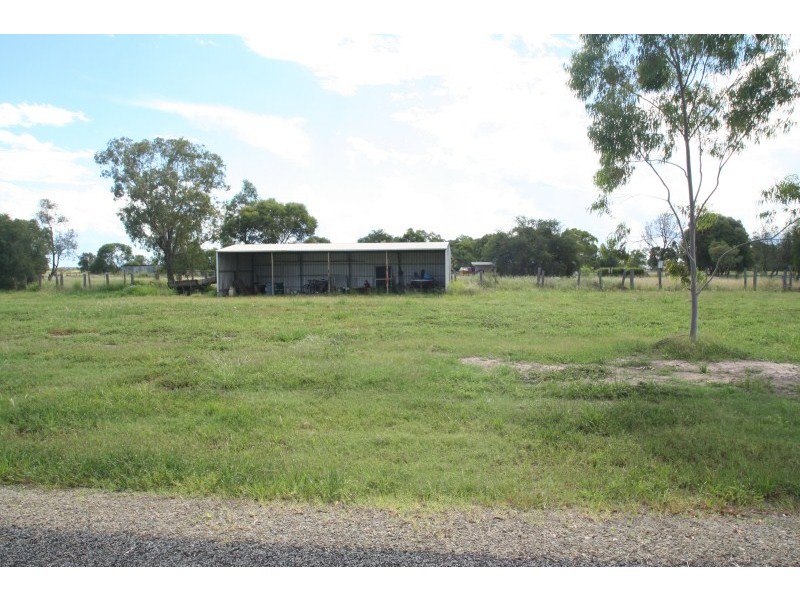 3 Geddes Close, Emerald QLD 4720