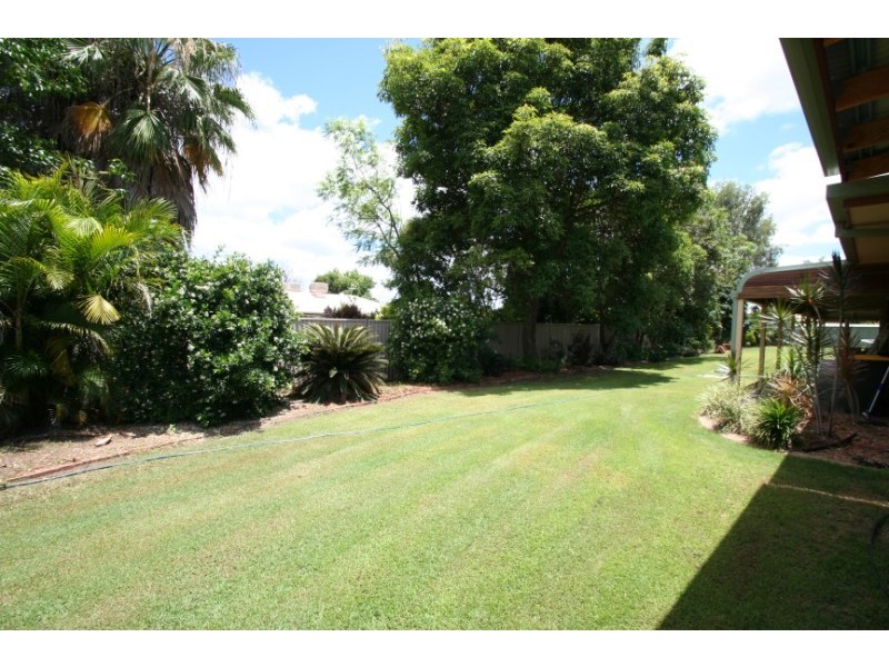 12 Quinn Street, Emerald QLD 4720