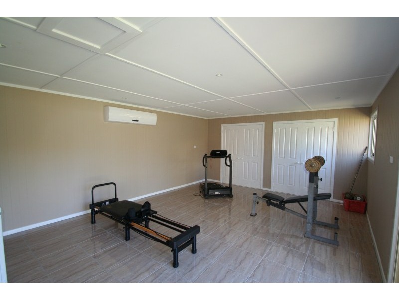 31 Silica Road, Emerald QLD 4720