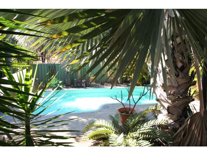 31 Silica Road, Emerald QLD 4720