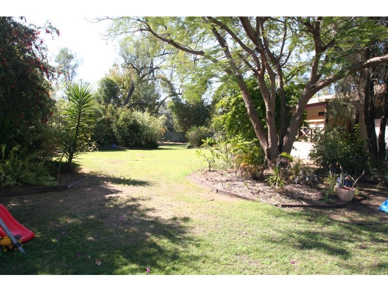 31 Silica Road, Emerald QLD 4720