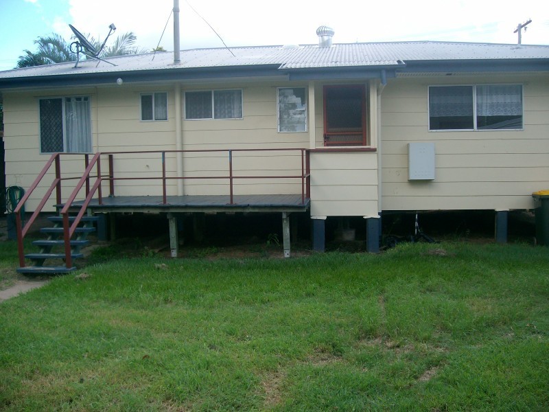 12 Diamond Avenue, Emerald QLD 4720