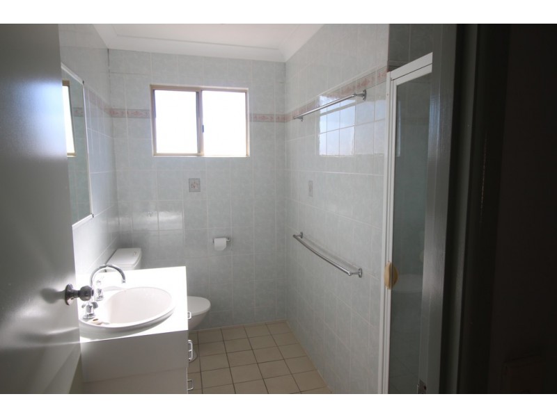 Unit 6/66 Esmond Street, Emerald QLD 4720