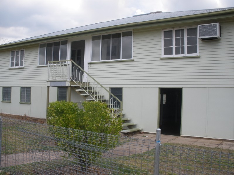 57 Charles Street, Springsure QLD 4722