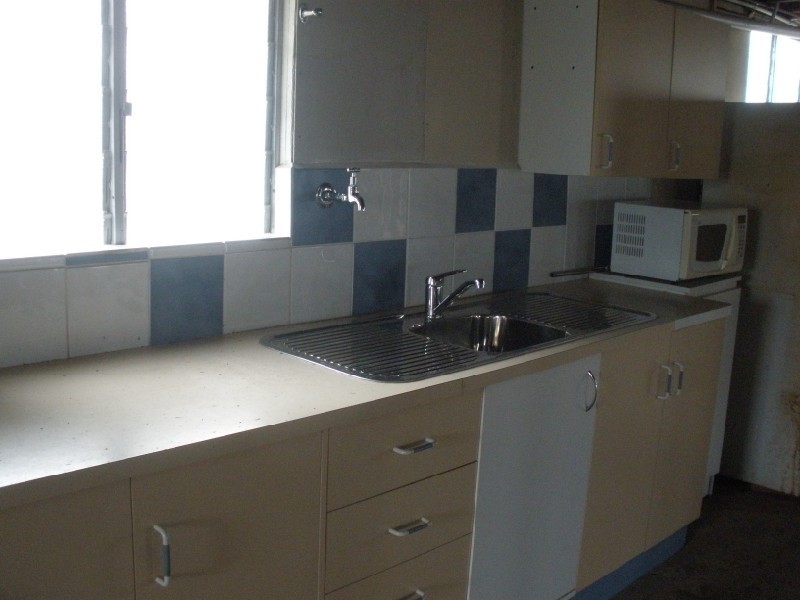 57 Charles Street, Springsure QLD 4722