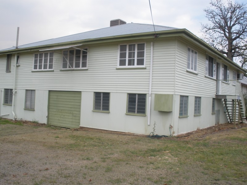 57 Charles Street, Springsure QLD 4722