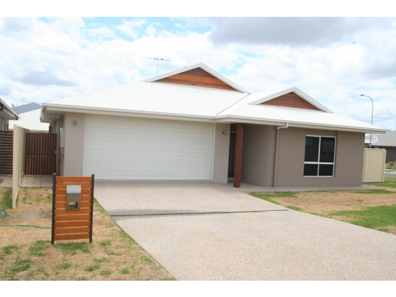 14a  Coldstream, Emerald QLD 4720