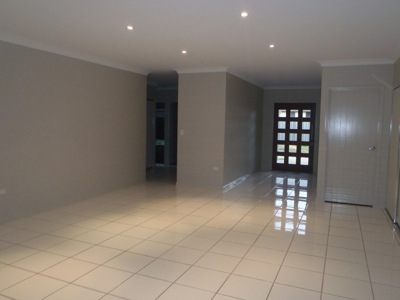 7 Colden Place, Emerald QLD 4720