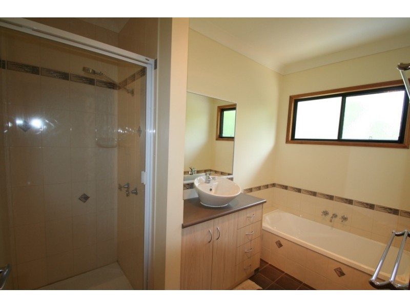 17A Silica Road, Emerald QLD 4720