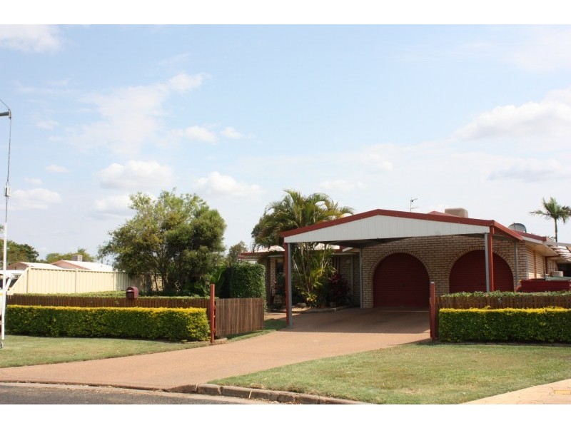 7 Skelton Place, Emerald QLD 4720