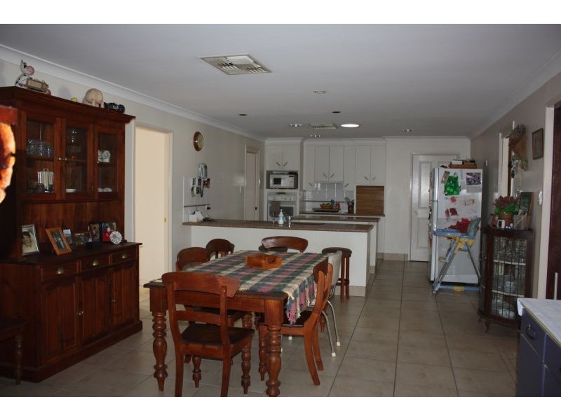 7 Skelton Place, Emerald QLD 4720