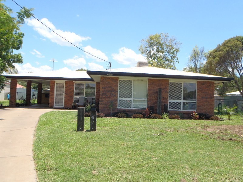 4 Reo Place, Emerald QLD 4720