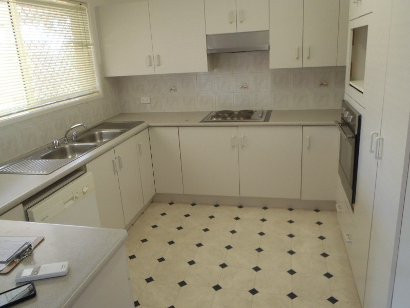 4 Reo Place, Emerald QLD 4720