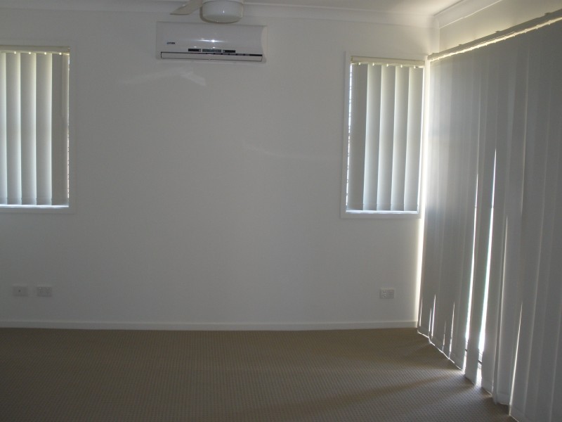 61 Lakeside Drive, Emerald QLD 4720