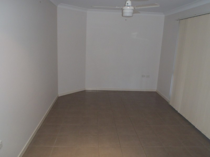 4 Guy Street, Emerald QLD 4720