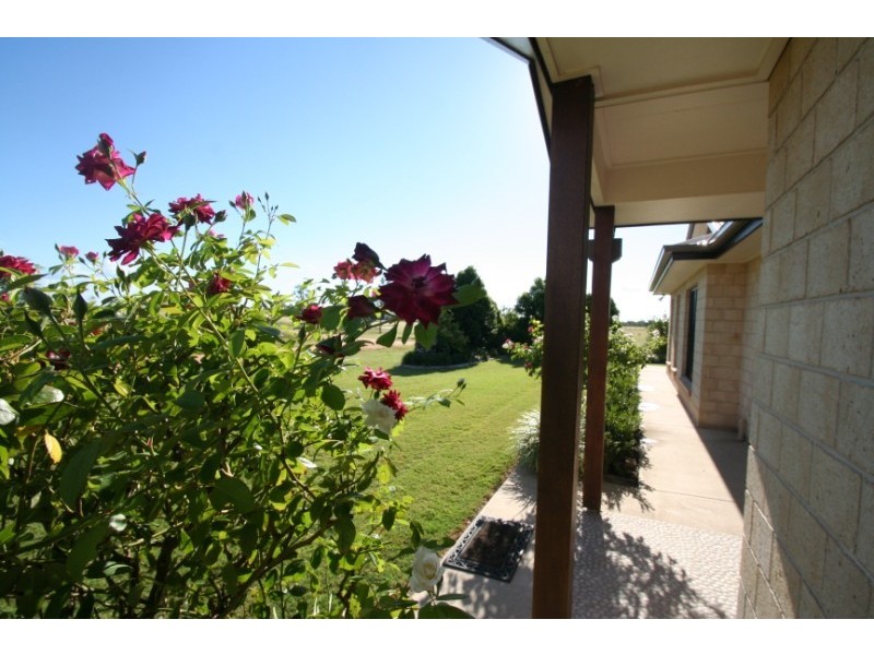 25176 Capricorn Highway, Emerald QLD 4720