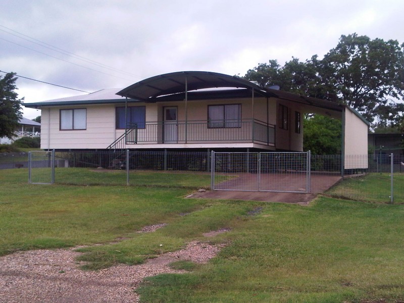 1 Wood Street, Springsure QLD 4722
