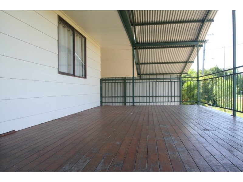 1 Wood Street, Springsure QLD 4722