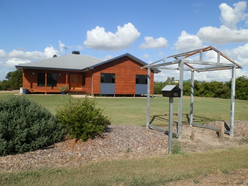 40 Edgewood Drive, Emerald QLD 4720