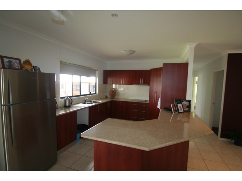 17 Gray Street, Emerald QLD 4720