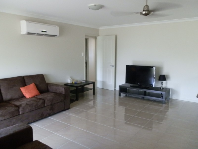 29 Bluegums Drive, Emerald QLD 4720