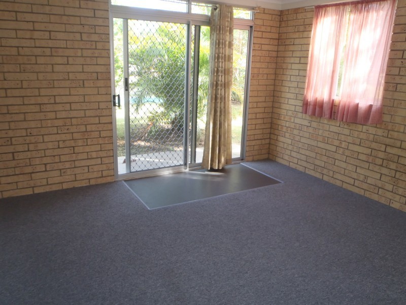 14 Barry Street, Emerald QLD 4720