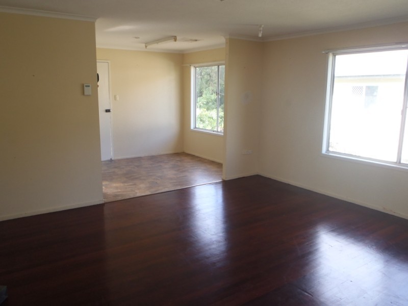 14 Barry Street, Emerald QLD 4720