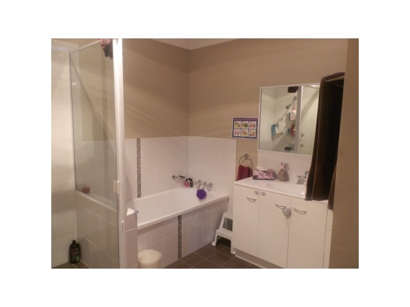 16/24 Riverview Street, Emerald QLD 4720