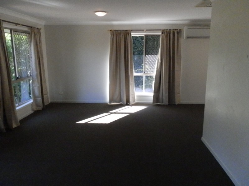 40 Crinum Crescent, Emerald QLD 4720