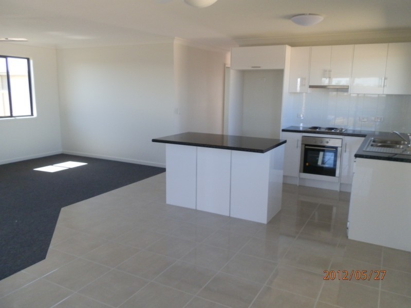 333 Lauren  Way, Emerald QLD 4720