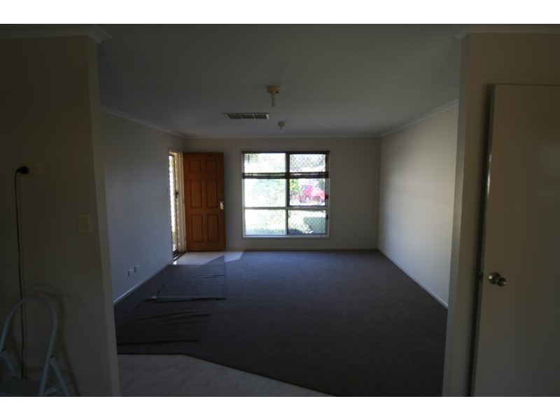 4 Wren Court, Emerald QLD 4720