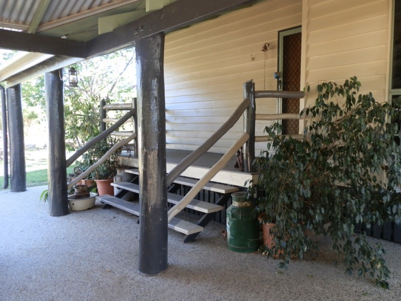 250 Opal Street, Emerald QLD 4720