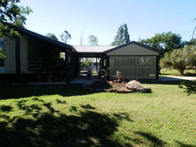 250 Opal Street, Emerald QLD 4720