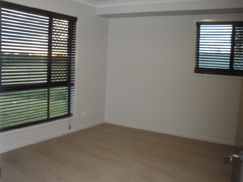 1/34 Brokenwood Street, Emerald QLD 4720