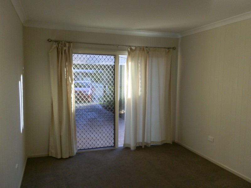 4 Wren Court, Emerald QLD 4720
