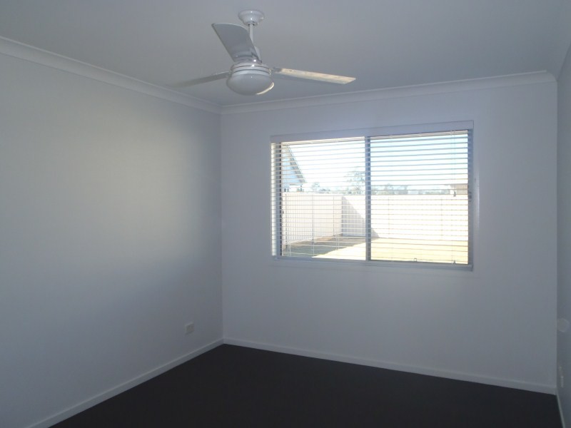 11 Whitney Street, Emerald QLD 4720
