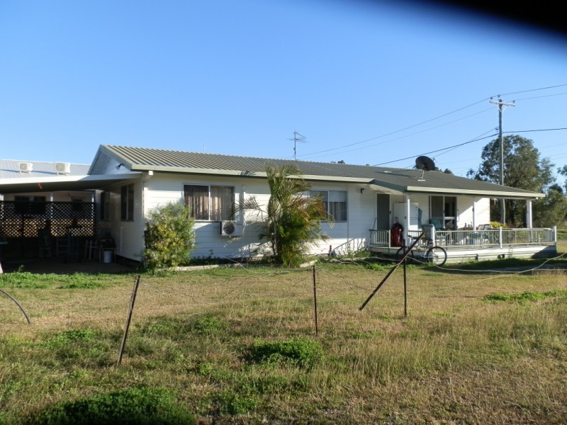 13 Roberts Street, Emerald QLD 4720