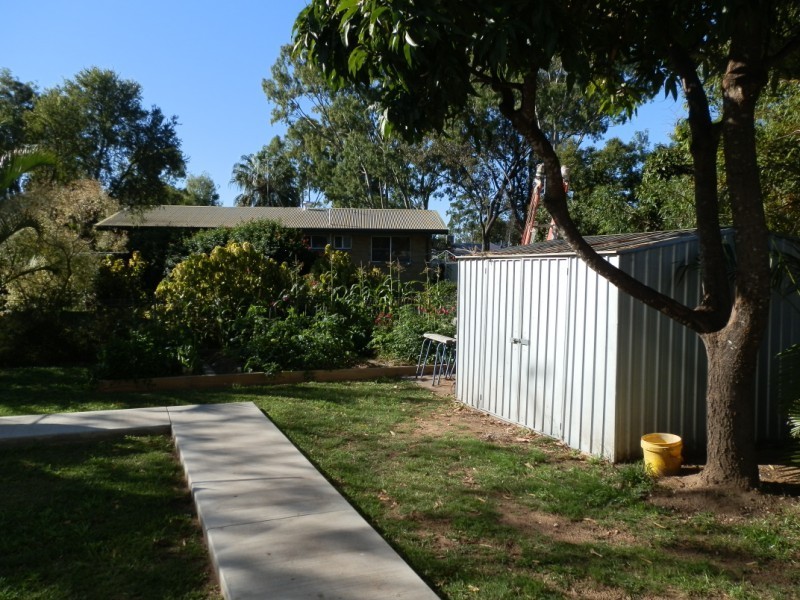 121 Harris Street, Emerald QLD 4720