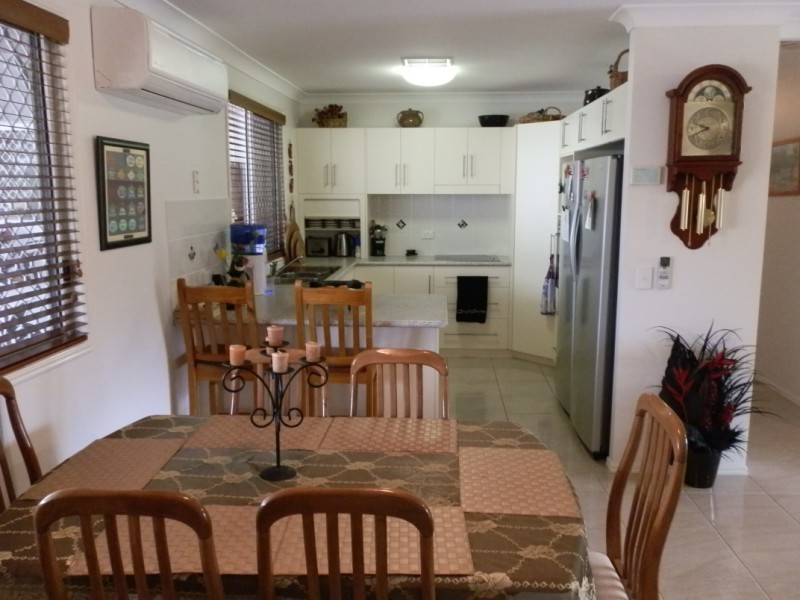 Unit 1/24 Riverview Street, Emerald QLD 4720