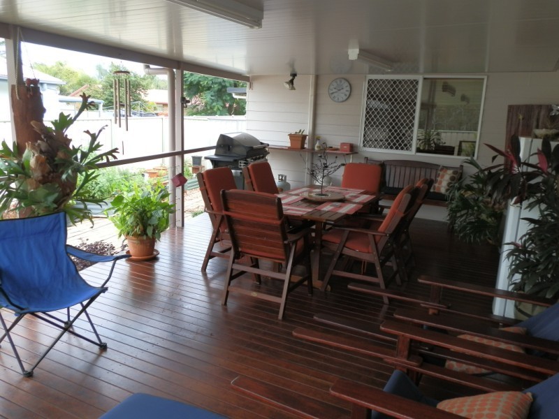 Unit 1/24 Riverview Street, Emerald QLD 4720