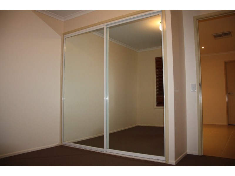 1/29 Esmond Street, Emerald QLD 4720