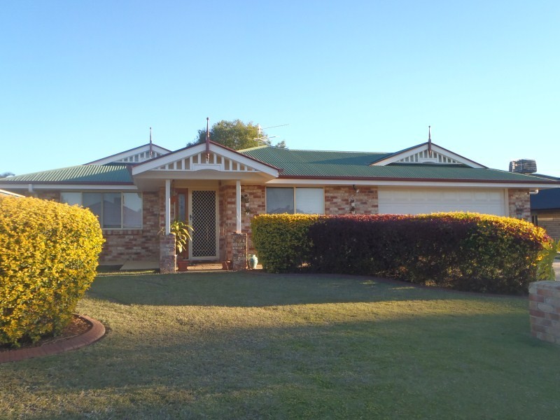 15 Whitchurch  Street, Emerald QLD 4720