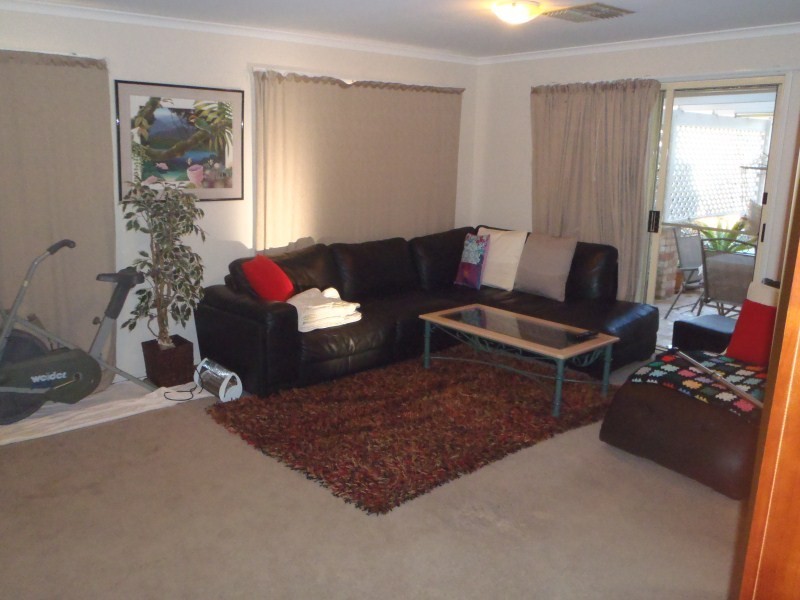 15 Whitchurch  Street, Emerald QLD 4720