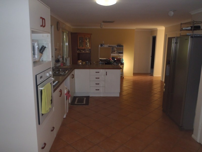 15 Whitchurch  Street, Emerald QLD 4720