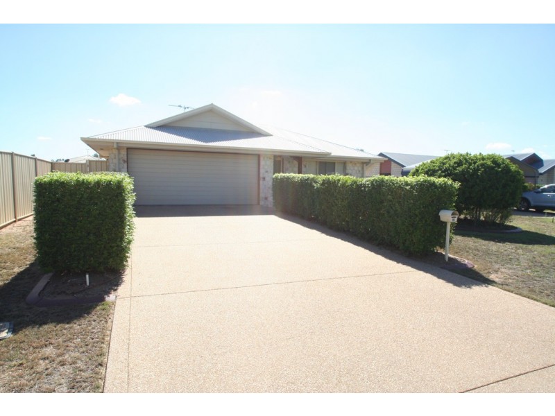 34 Blue Gums Drive, Emerald QLD 4720