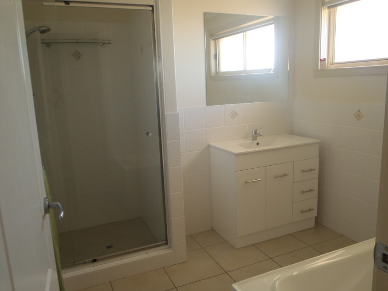 34 Blue Gums Drive, Emerald QLD 4720