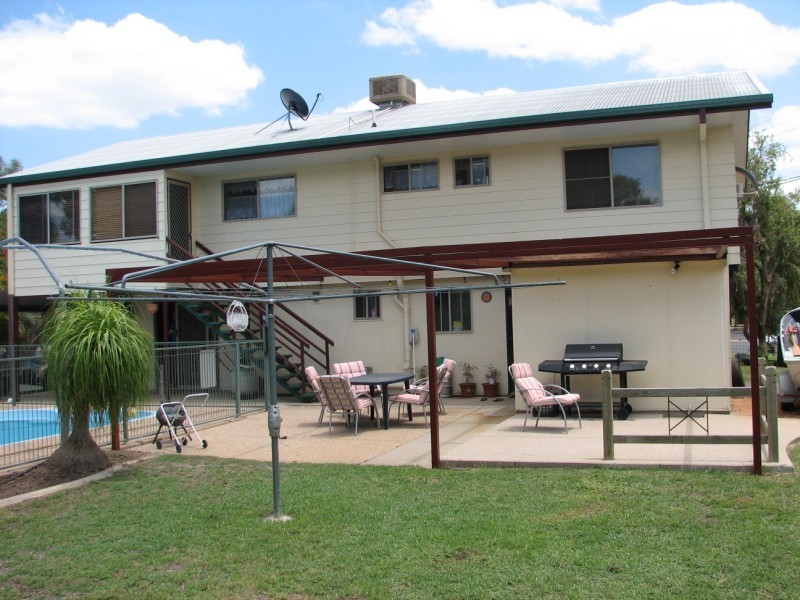 6 Egan Street, Emerald QLD 4720